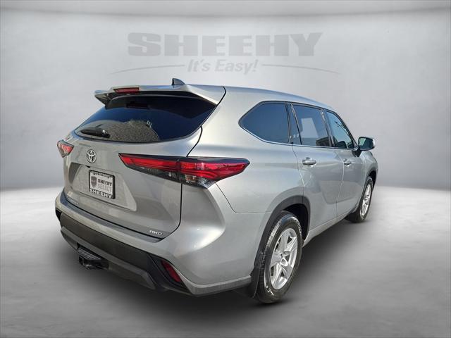 used 2022 Toyota Highlander car, priced at $30,855
