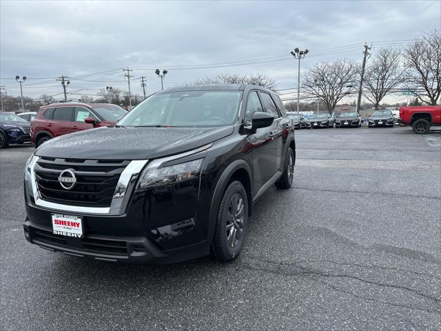 new 2025 Nissan Pathfinder car, priced at $40,190