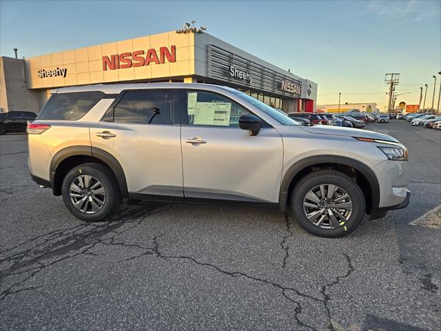 new 2025 Nissan Pathfinder car, priced at $40,190