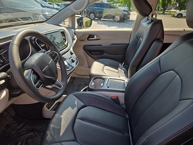 used 2024 Chrysler Pacifica car, priced at $29,998