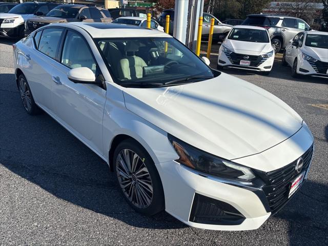 new 2025 Nissan Altima car, priced at $36,477