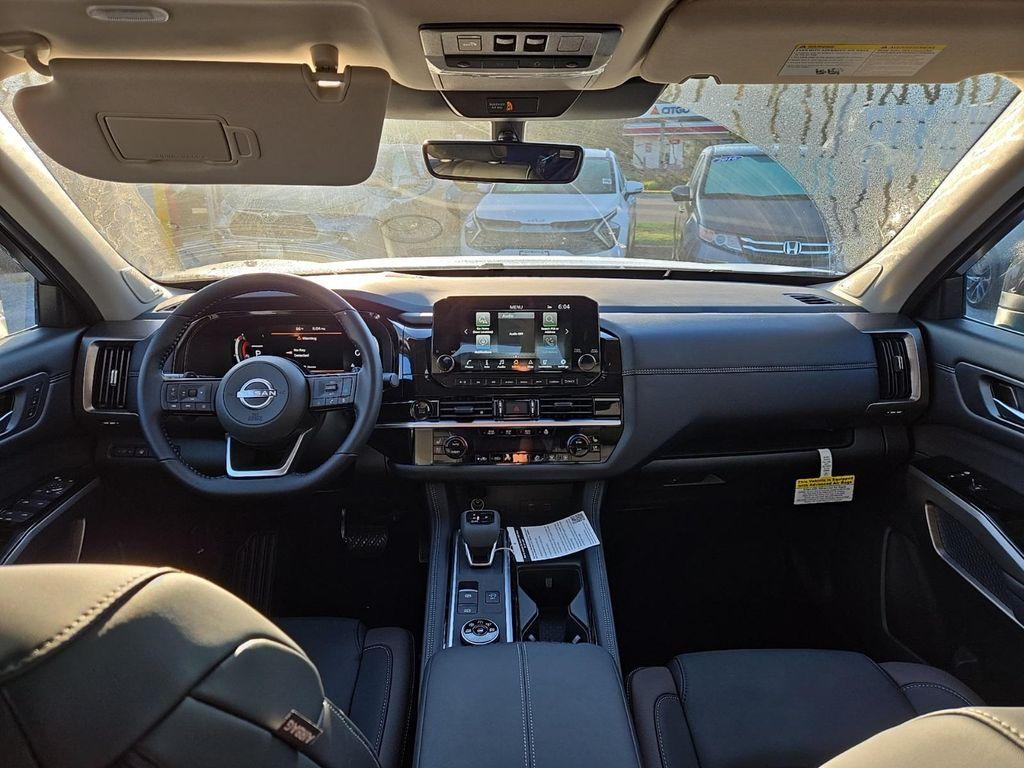 new 2025 Nissan Pathfinder car, priced at $45,487