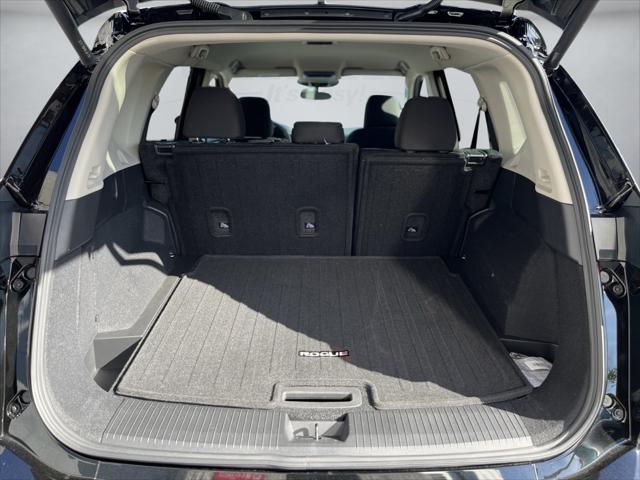 used 2025 Nissan Rogue car, priced at $28,817