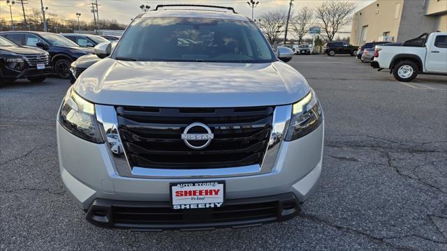 new 2025 Nissan Pathfinder car, priced at $45,482