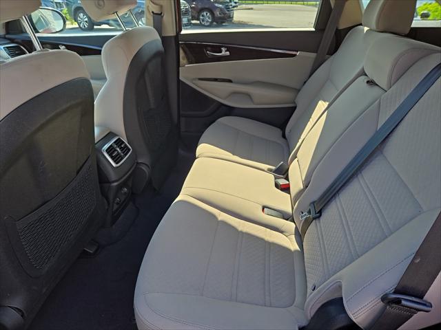 used 2019 Kia Sorento car, priced at $12,599
