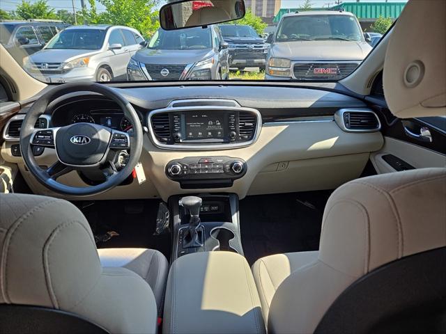 used 2019 Kia Sorento car, priced at $12,599