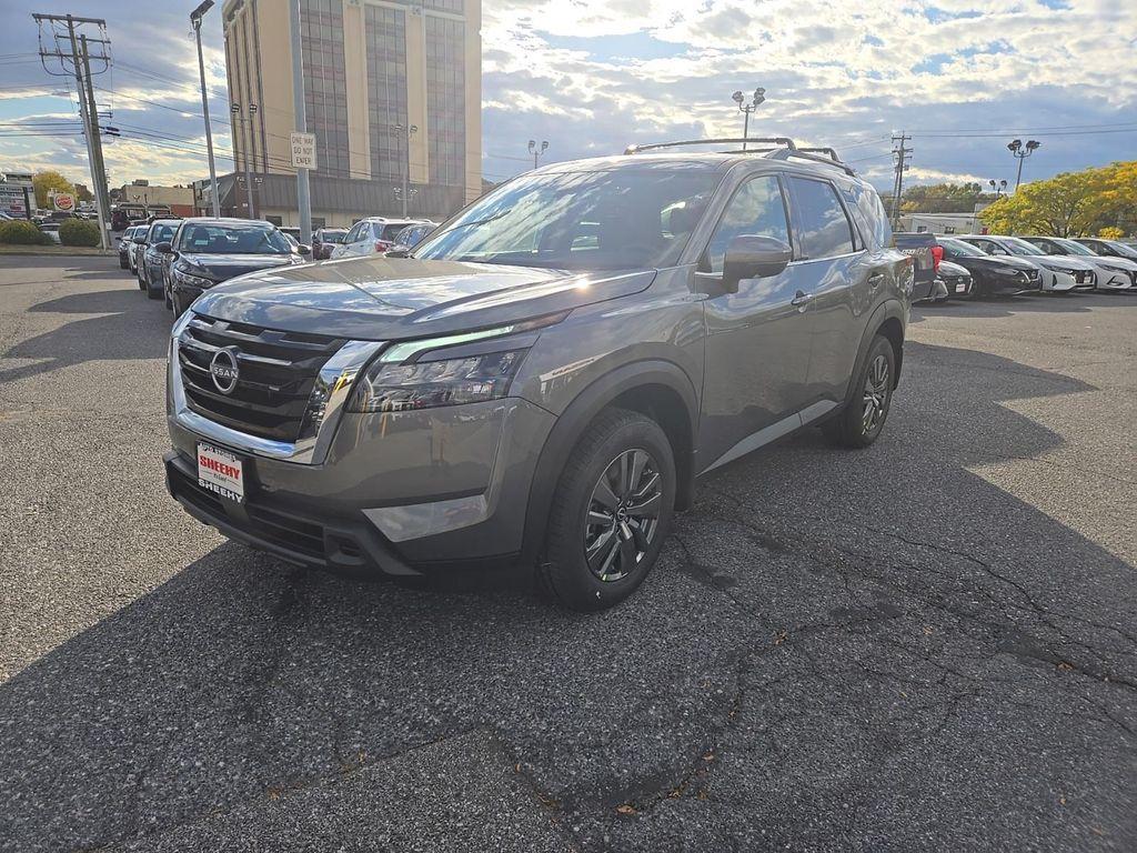 new 2025 Nissan Pathfinder car, priced at $35,561