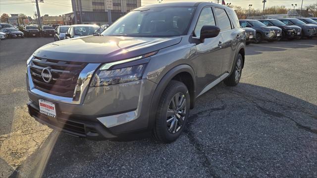 new 2025 Nissan Pathfinder car, priced at $38,230