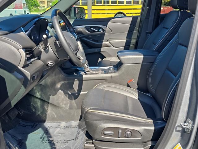 used 2023 Chevrolet Traverse car, priced at $38,672