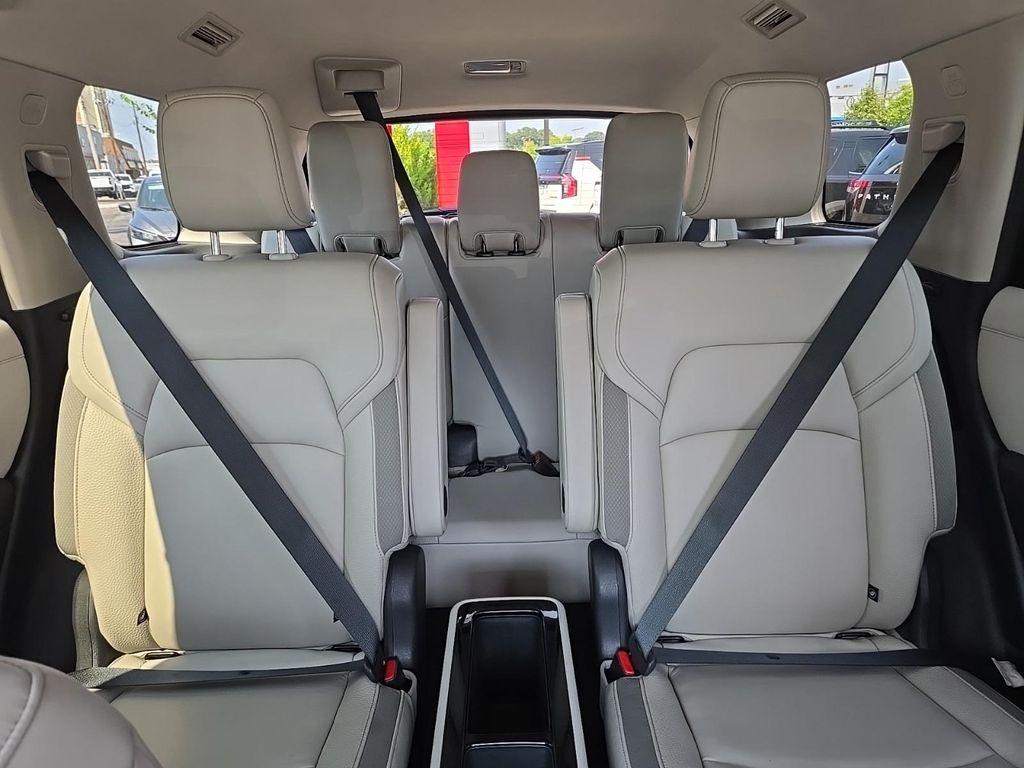 used 2022 Nissan Pathfinder car, priced at $31,000
