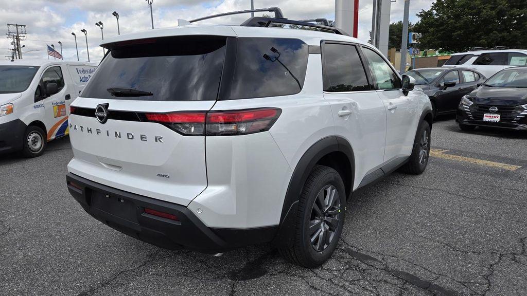 new 2025 Nissan Pathfinder car, priced at $39,898