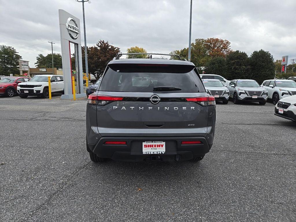 new 2025 Nissan Pathfinder car, priced at $36,179