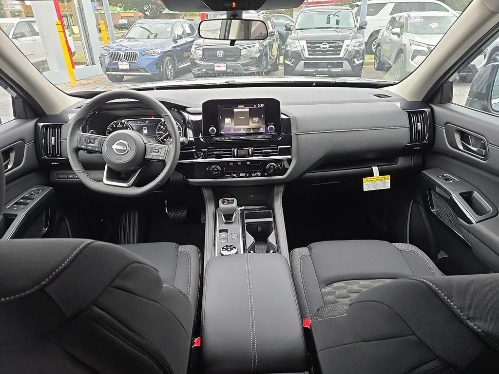 new 2025 Nissan Pathfinder car, priced at $36,179