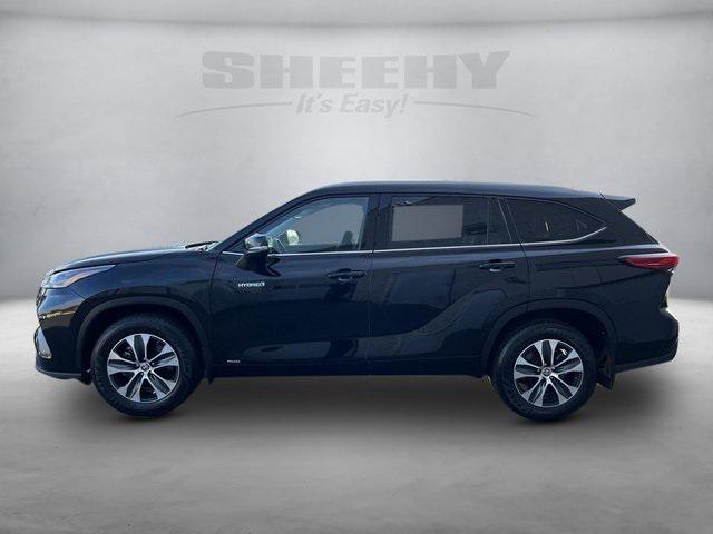 used 2021 Toyota Highlander Hybrid car, priced at $31,768