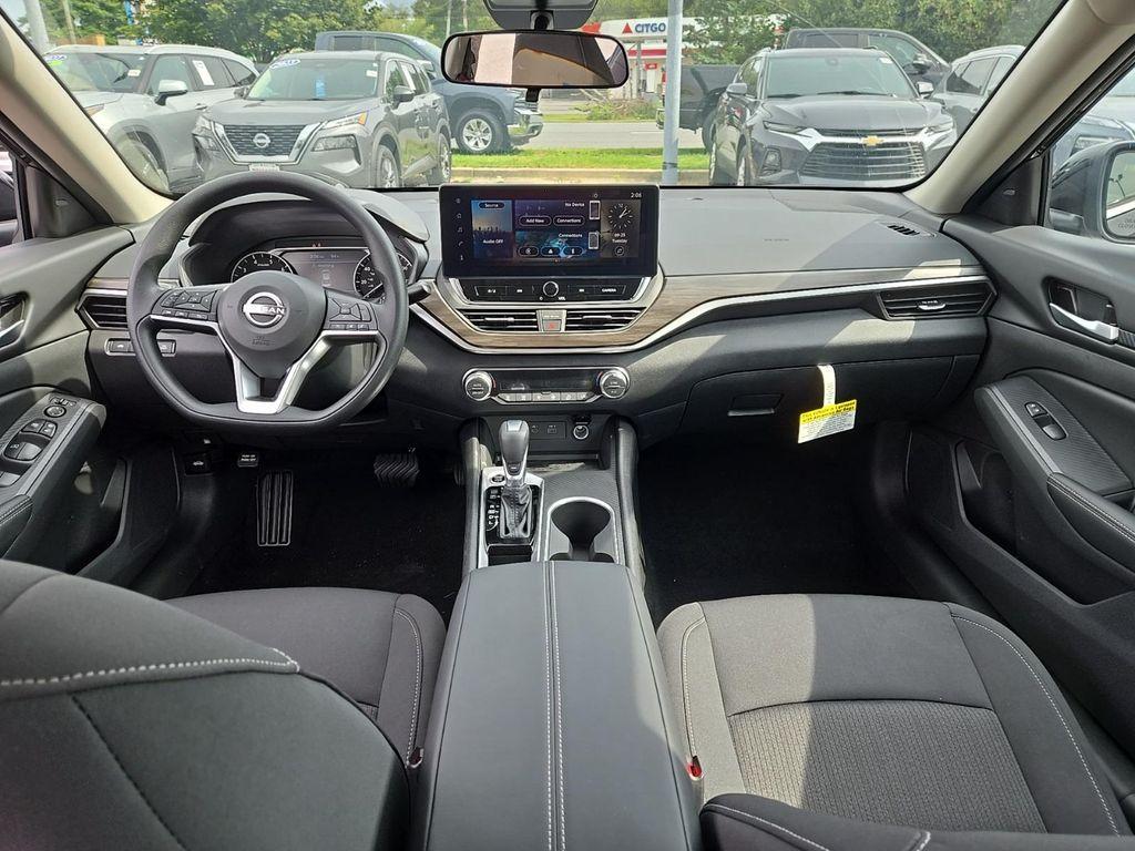 new 2025 Nissan Altima car, priced at $27,920