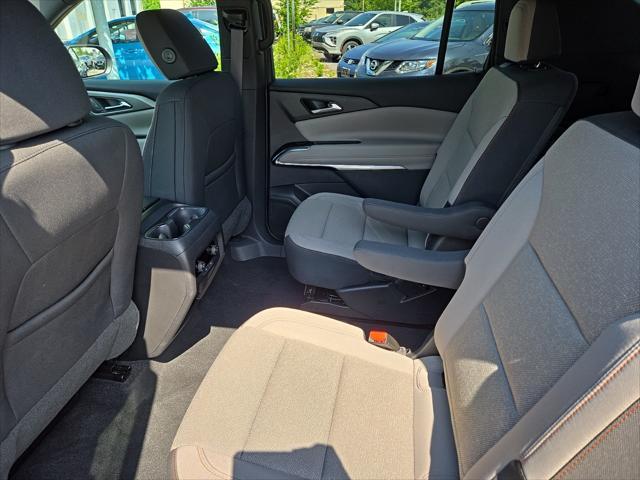 used 2025 Chevrolet Traverse car, priced at $41,000