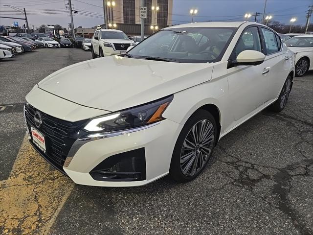 new 2025 Nissan Altima car, priced at $36,477