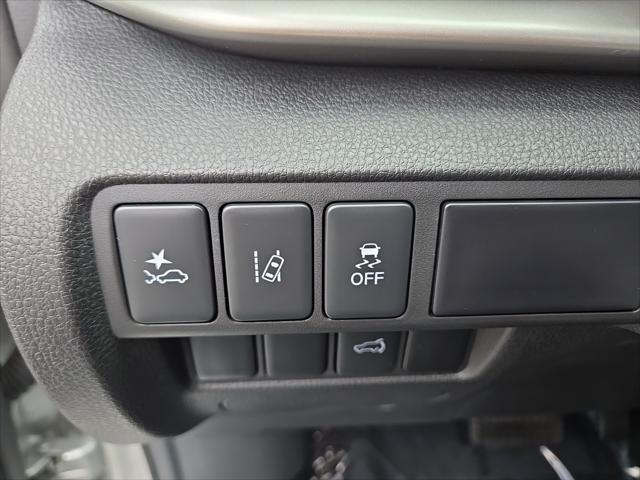 used 2025 Mitsubishi Eclipse Cross car, priced at $26,000