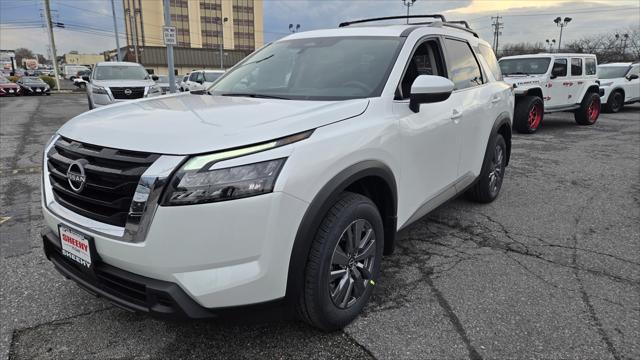 new 2025 Nissan Pathfinder car, priced at $42,370