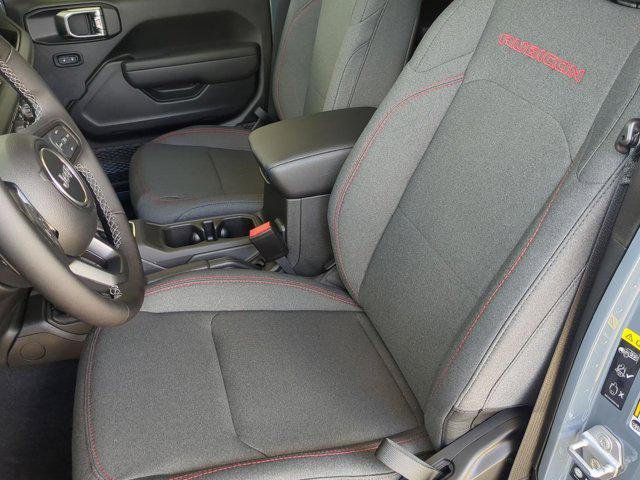 new 2025 Jeep Gladiator car, priced at $47,818