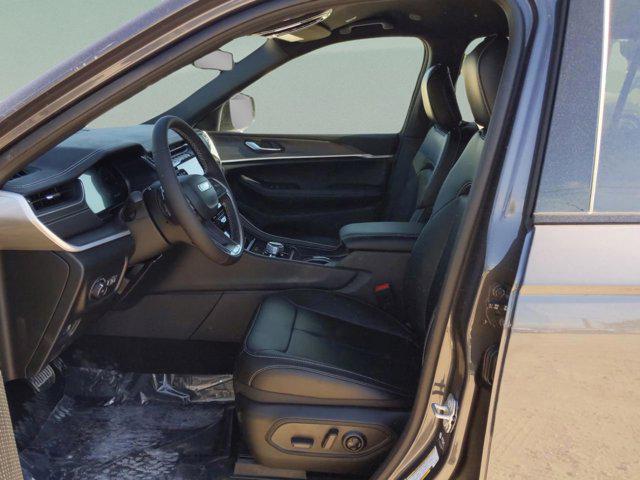 new 2025 Jeep Grand Cherokee L car, priced at $42,837