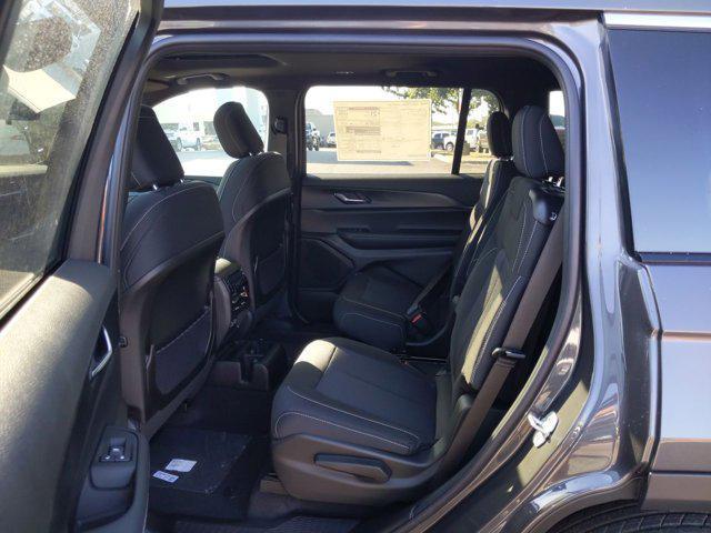 new 2025 Jeep Grand Cherokee L car, priced at $39,136