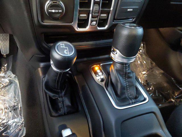 new 2025 Jeep Wrangler car, priced at $45,691