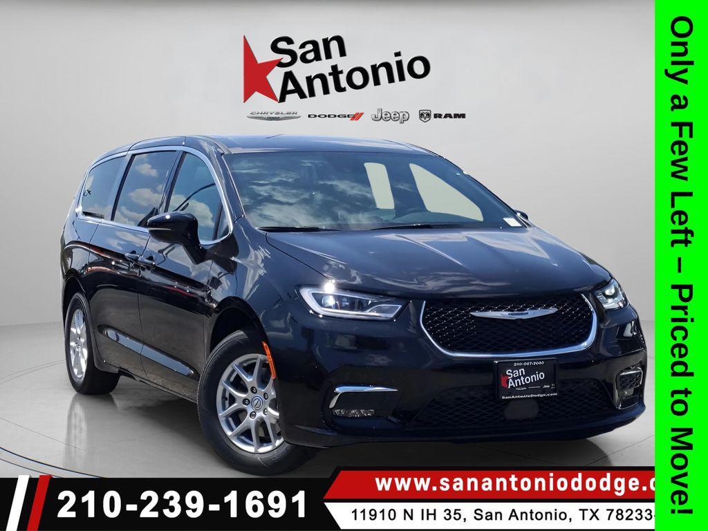 new 2026 Chrysler Pacifica car, priced at $36,515