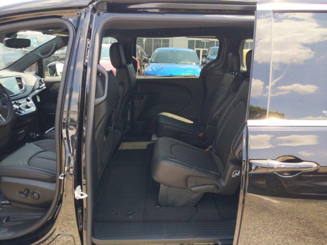 new 2026 Chrysler Pacifica car, priced at $39,987