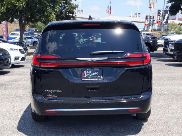 new 2026 Chrysler Pacifica car, priced at $39,987