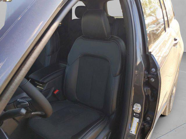 new 2025 Jeep Grand Cherokee car, priced at $40,972