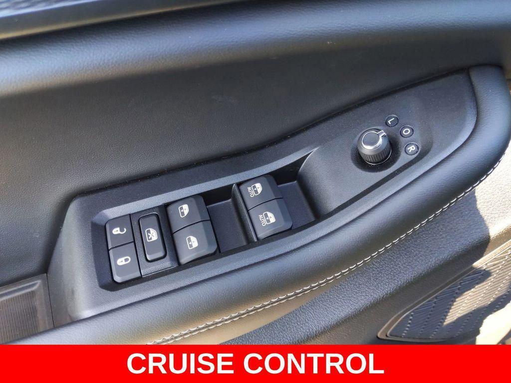 new 2025 Jeep Grand Cherokee car, priced at $41,343