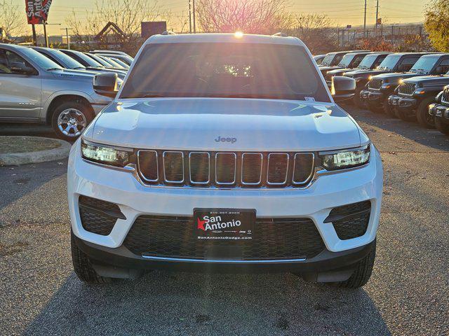 new 2025 Jeep Grand Cherokee car, priced at $36,013