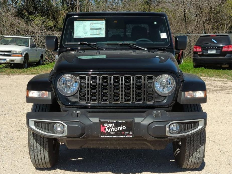 new 2024 Jeep Gladiator car, priced at $43,785