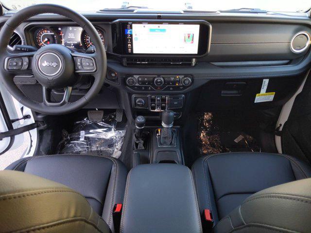new 2025 Jeep Gladiator car, priced at $44,002