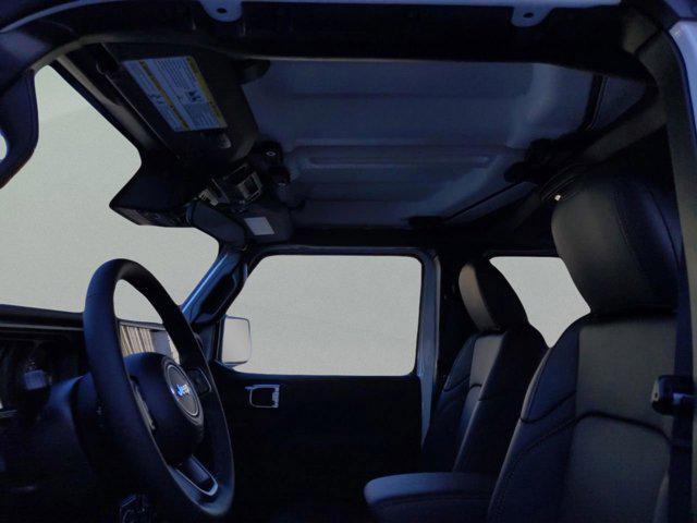 new 2025 Jeep Gladiator car, priced at $42,348
