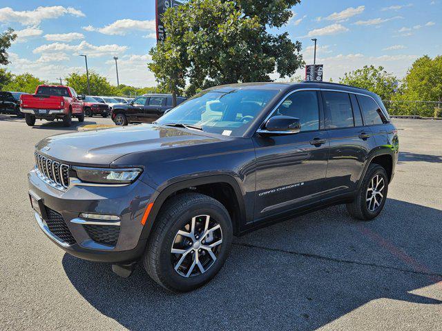 new 2025 Jeep Grand Cherokee car, priced at $41,823