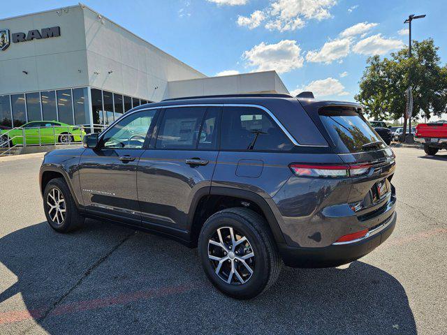 new 2025 Jeep Grand Cherokee car, priced at $41,823