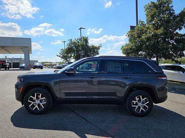 new 2025 Jeep Grand Cherokee car, priced at $41,823