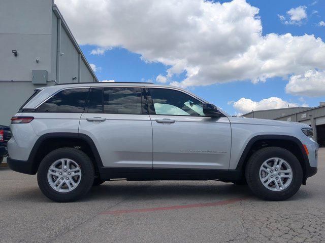 new 2025 Jeep Grand Cherokee car, priced at $34,246