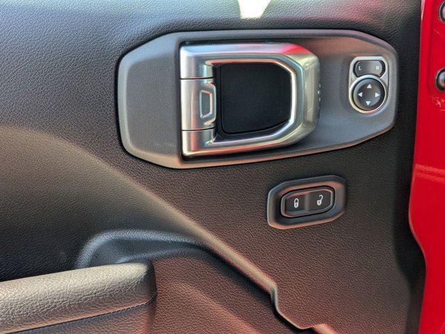 new 2025 Jeep Wrangler car, priced at $38,984