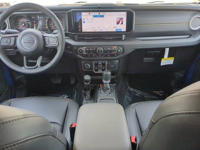 new 2025 Jeep Gladiator car, priced at $43,579