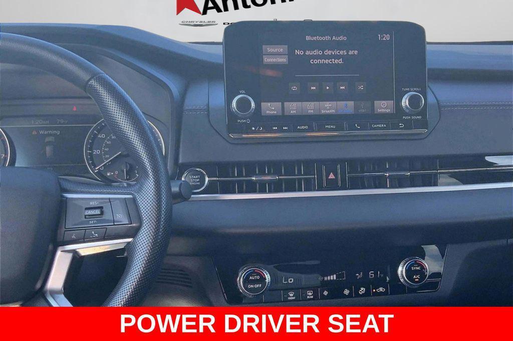 used 2024 Mitsubishi Outlander car, priced at $22,372