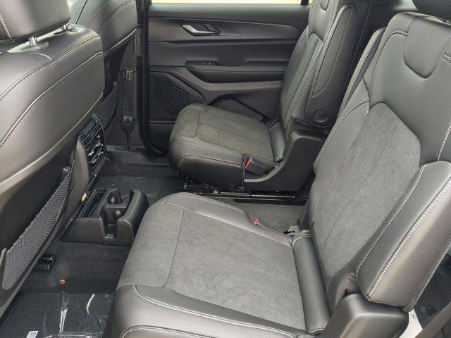 new 2025 Jeep Grand Cherokee L car, priced at $40,637