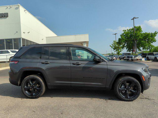 new 2024 Jeep Grand Cherokee car, priced at $40,344