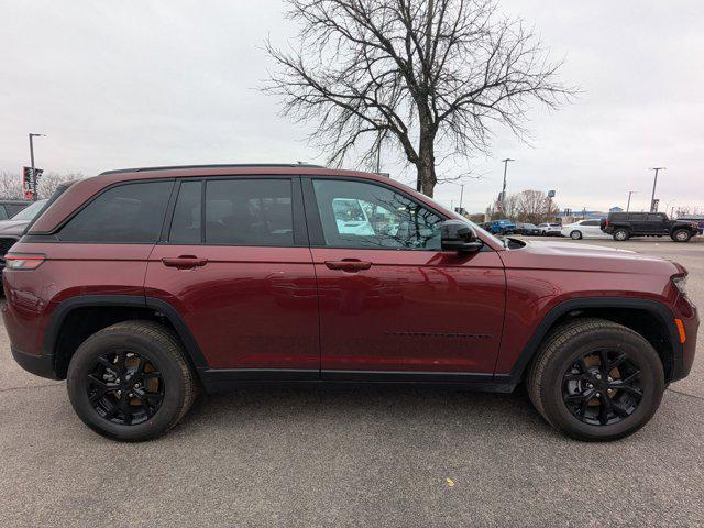 new 2025 Jeep Grand Cherokee car, priced at $38,549