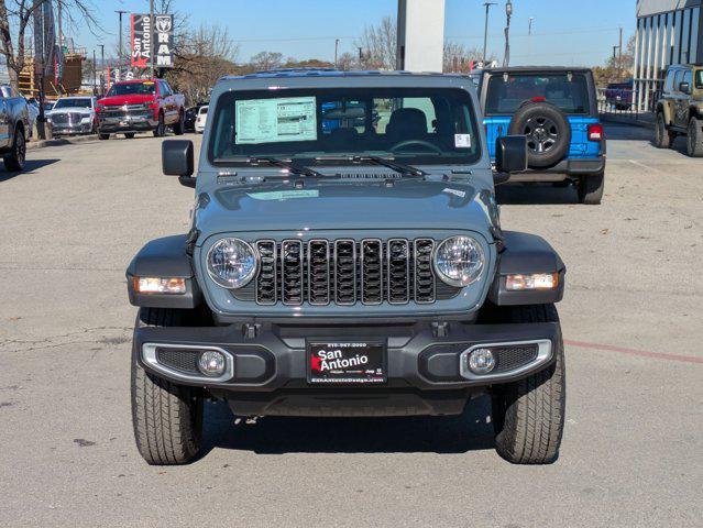 new 2025 Jeep Gladiator car, priced at $45,401