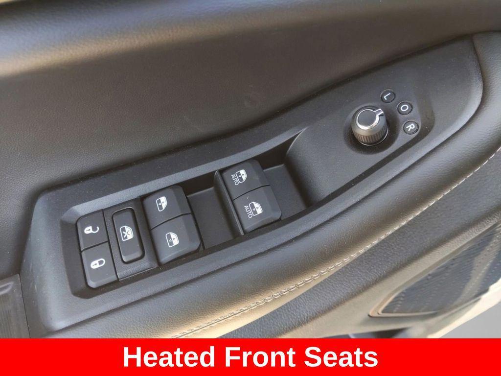 new 2025 Jeep Grand Cherokee car, priced at $36,415