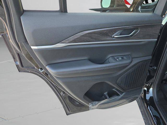 new 2025 Jeep Grand Cherokee car, priced at $41,450