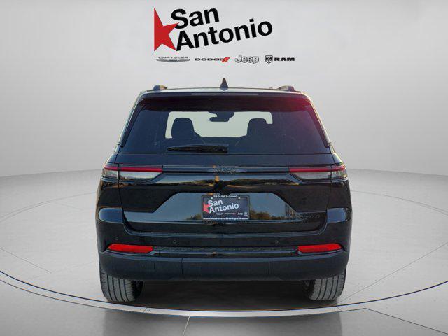 new 2025 Jeep Grand Cherokee car, priced at $41,450